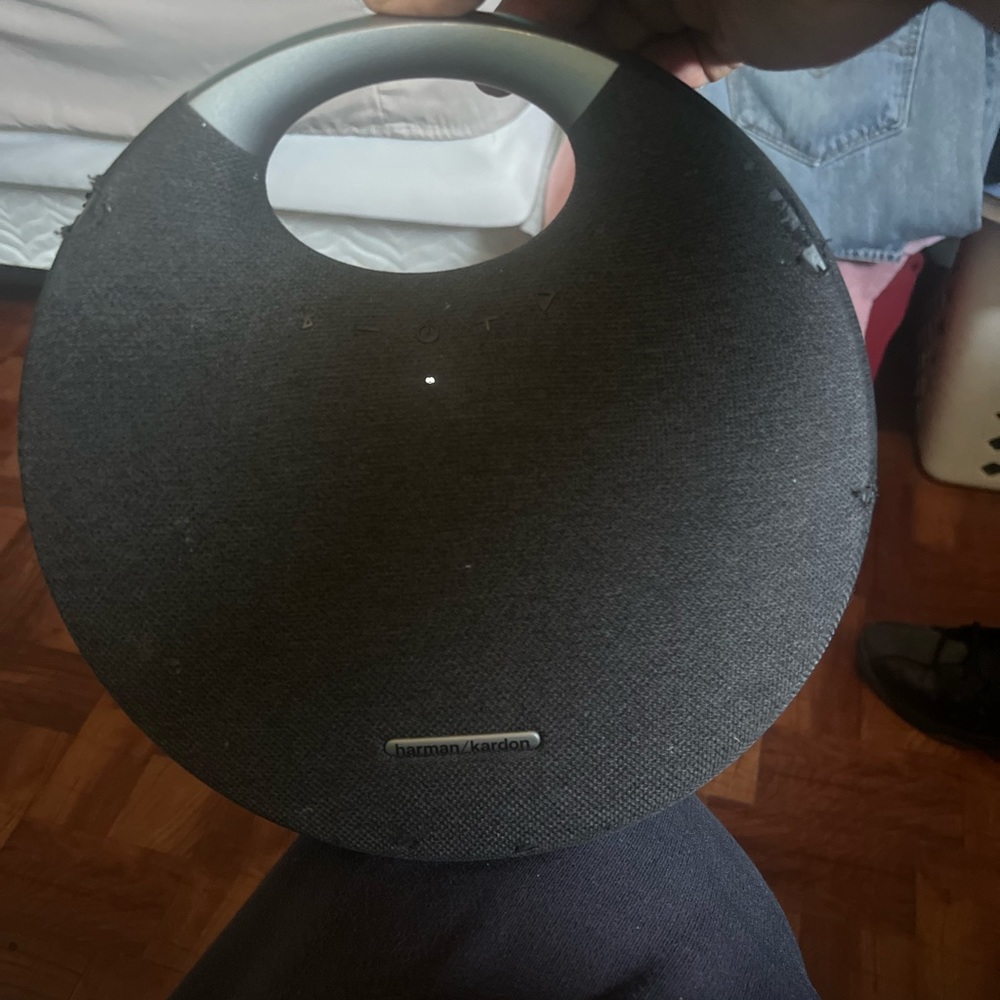 Harman Kardon speaker